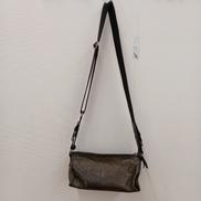 アーサーエンボス加工ショルダーバッグ|VIVIENNE WESTWOOD