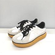 DELECITY|ONITSUKA TIGER