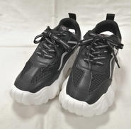 トゥキャップダッドサンダルスニーカー　メゾンマベリック|MAISON MAVERICK PRESENTS