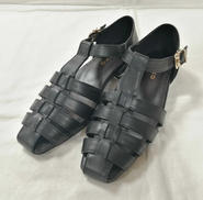 フラットヒールグルカサンダル|HIMIKO