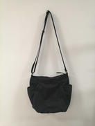 Y'SACCS　ナイロンショルダーバッグ|Y'SACCS