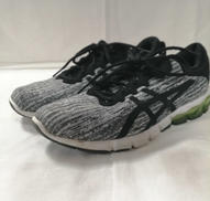 スニーカー　アシックス|ASICS