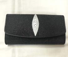 スティングレイ長財布|PELGIO