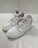AIR JORDAN 1 MID　ナイキ|NIKE