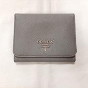 三つ折り財布|PRADA