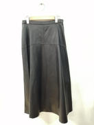 フェイクレザー切替フレアスカート　アパートバイローリーズ|APART BY LOWRY'S