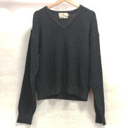 Vネックリネンニット|BARACUTA