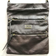 レザーショルダーバッグ|AVORIO