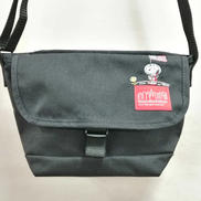 PEANUTSコラボショルダーバッグ|MANHATTAN PORTAGE