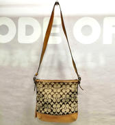 シグネチャーショルダーバッグ|COACH