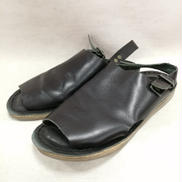 レザーストラップサンダル|GROW NATURALLY