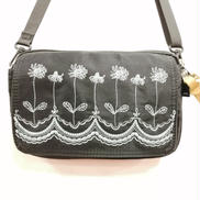 フラワースカラップ刺繍ウォレットショルダーバッグ|GLANTA