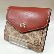 三つ折り財布|COACH