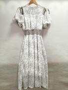 カットアウトリボン花柄ワンピース|NOMAE