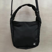 ナイロンクロスボディバッグ|CALVIN KLEIN JEANS