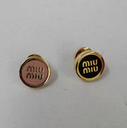 ロゴエナメルピアス|MIUMIU