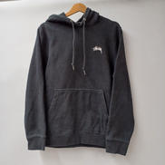ロゴフーディー|STUSSY