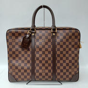 ポルトドギュマンヴォアヤージ|LOUIS VUITTON