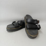 MYLESスライドサンダル|DR.MARTENS