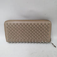 パネトーネ スパイクスタッズ長財布|Christian Louboutin