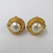 パールイヤリング|CHANEL