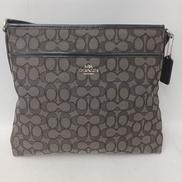 シグネチャーショルダーバック|COACH