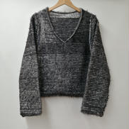 Vネックニットプルオーバー|SODUK