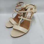 PAKUNAサンダル|salvatore ferragamo