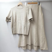 ハイネック後ろテールフレアスカートセットアップ|MILA OWEN