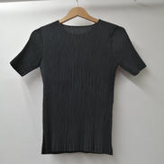 ハーフスリーブカットソー|ISSEY MIYAKE