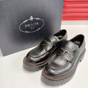 オックスフォード|PRADA