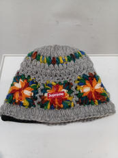 CHROCHET BEANIE|SUPREME