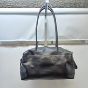 ロングハンドルボストンバッグ|EAR PAPILLONNER