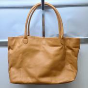 レザーハンドバッグ|PLUMA V.