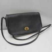 ターンロックショルダーバッグ|COACH