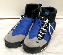 MAGMASCPE|NIKE/SACAI