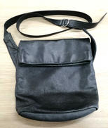 レザーショルダーバッグ|AGNES B.