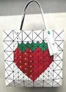 トートバッグ|BAOBAO ISSEYMIYAKE