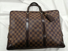 ポルト・ドキュマン・ヴォワヤージュ|LOUIS VUITTON