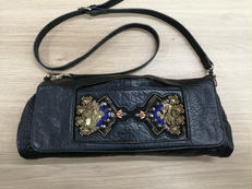 レザーショルダーバッグ|EAR PAPILLONNER