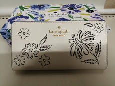 マディソン　フェスティバルフローラル　パーフ　ラージスリムバ|KATESPADE