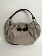 ナイロンワンハンドルバッグ|salvatore ferragamo