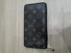 モノグラム二つ折り財布|LOUIS VUITTON