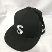 CHARACTERS S LOGO|SUPREME × NEW ERA