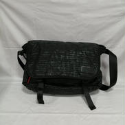 ロゴメッセンジャーバッグ|DIESEL