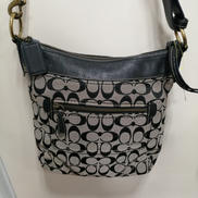 シグネチャーショルダーバッグ|COACH