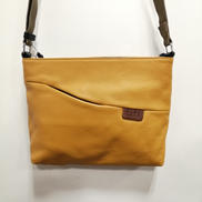 レザーショルダーバッグ|TETE