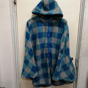 フ―テッドフリースポンチョ|COLUMBIA