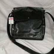 レザーショルダーバッグ|KISSORA