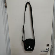 スクエアショルダーバッグ|AIR JORDAN